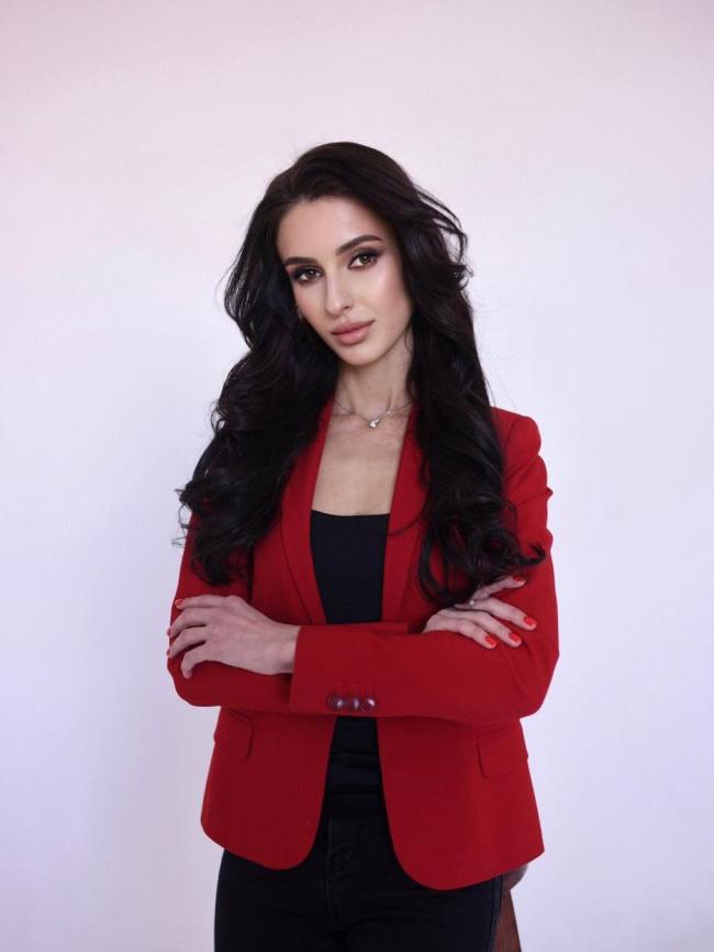 Елена Карпенко